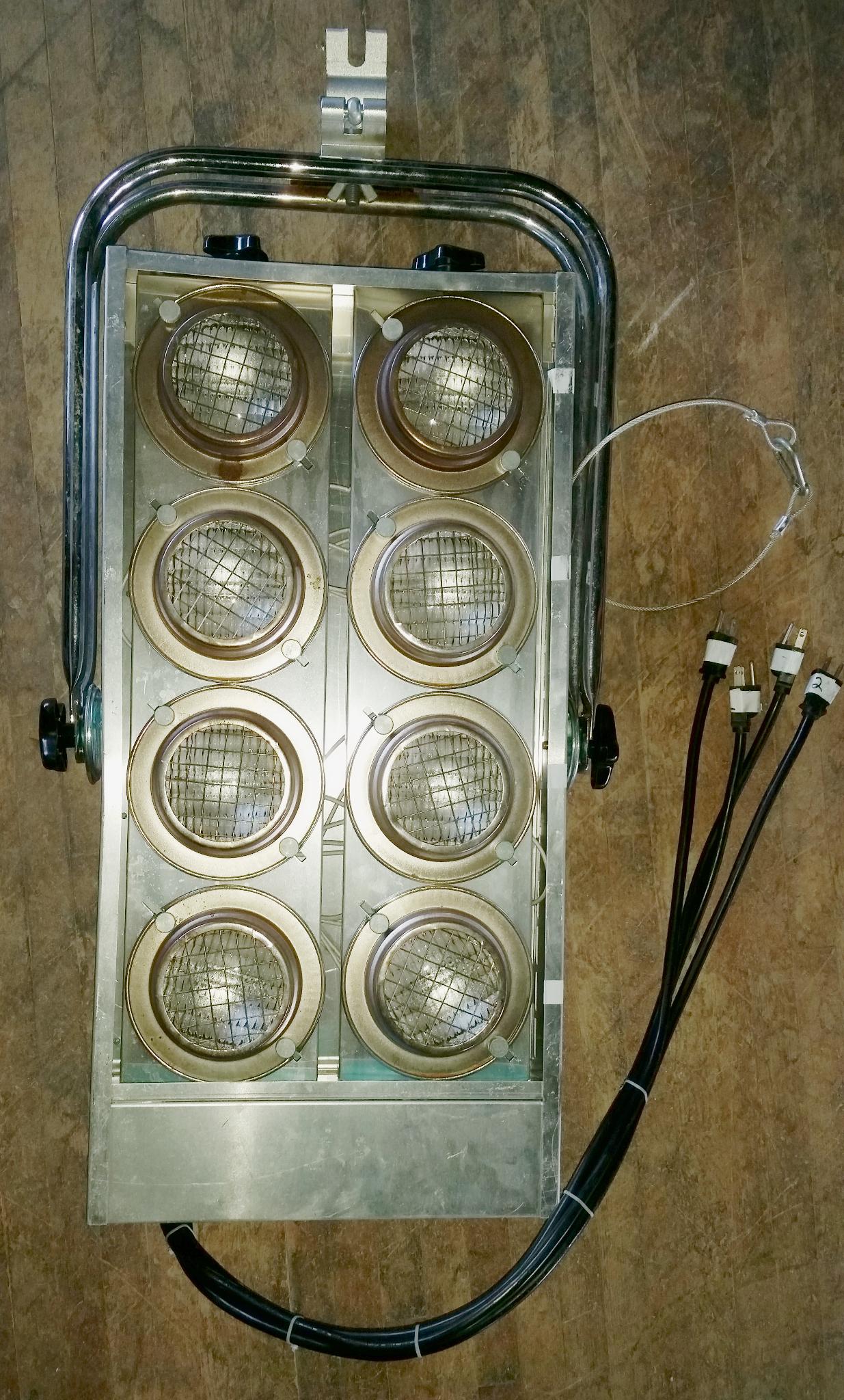 8 - 65W PAR MOLE FAY BLINDERS 8 x 650w Hal