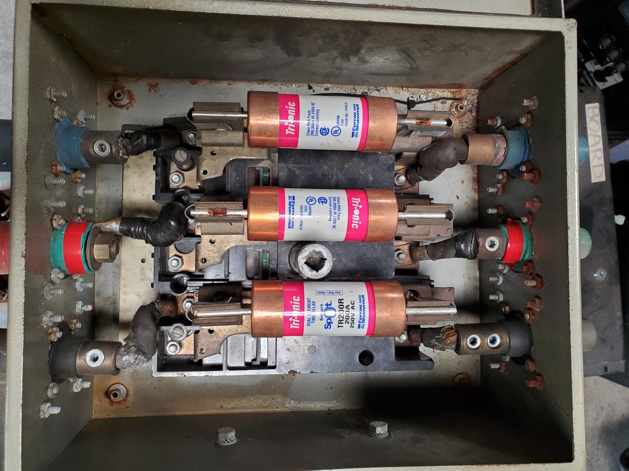 3 Phase Disconnect 200-Amp Fuses CamLok 16 Series $395 Delivered