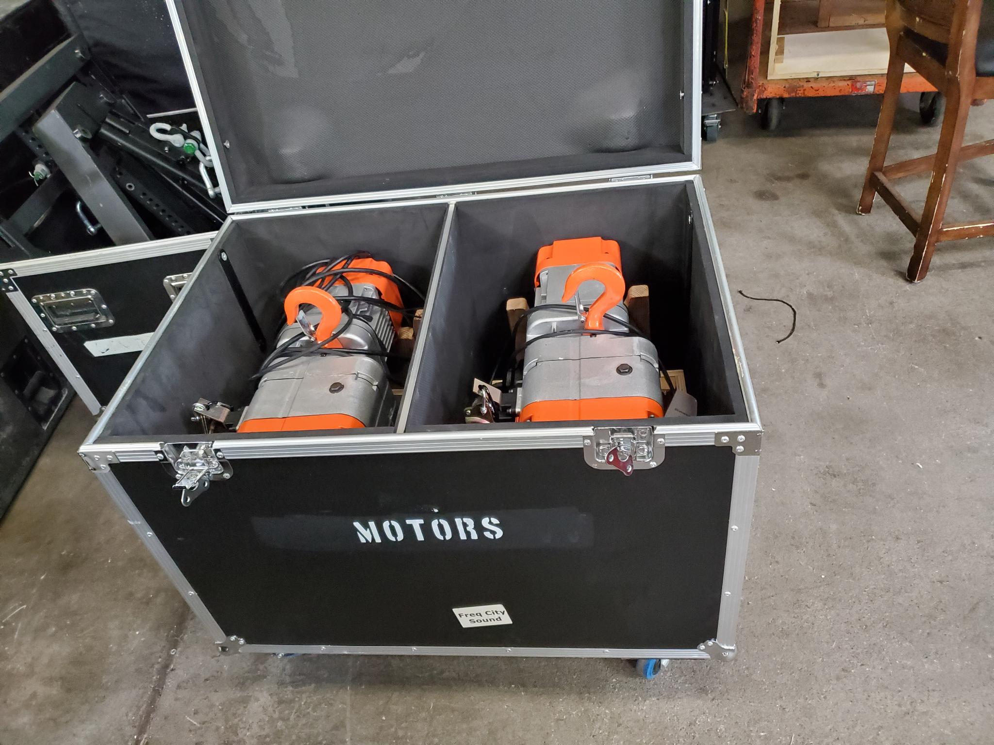 Electric Chain Hoist / 1000 lb. Lift / 110V / 20ft chain / 20ft Pendent Item: Electric Chain Hoist Type: Single Speed Motor: 1/2 HP Brake: Built-In Multiple Disc Magnetic Brake Finish: Powder Coated Paint Item: Electric Chain Hoist Voltage: 110 Phase: Single Lift: 20 ft. Housing Width: 12-11/16" Control Cord: 16 ft. Housing Depth: 7-5/8" Min. Between Hooks: 15-9/16" Housing Length: 20-3/16" Lift Speed: 16 fpm Capacity: 1/2 ton