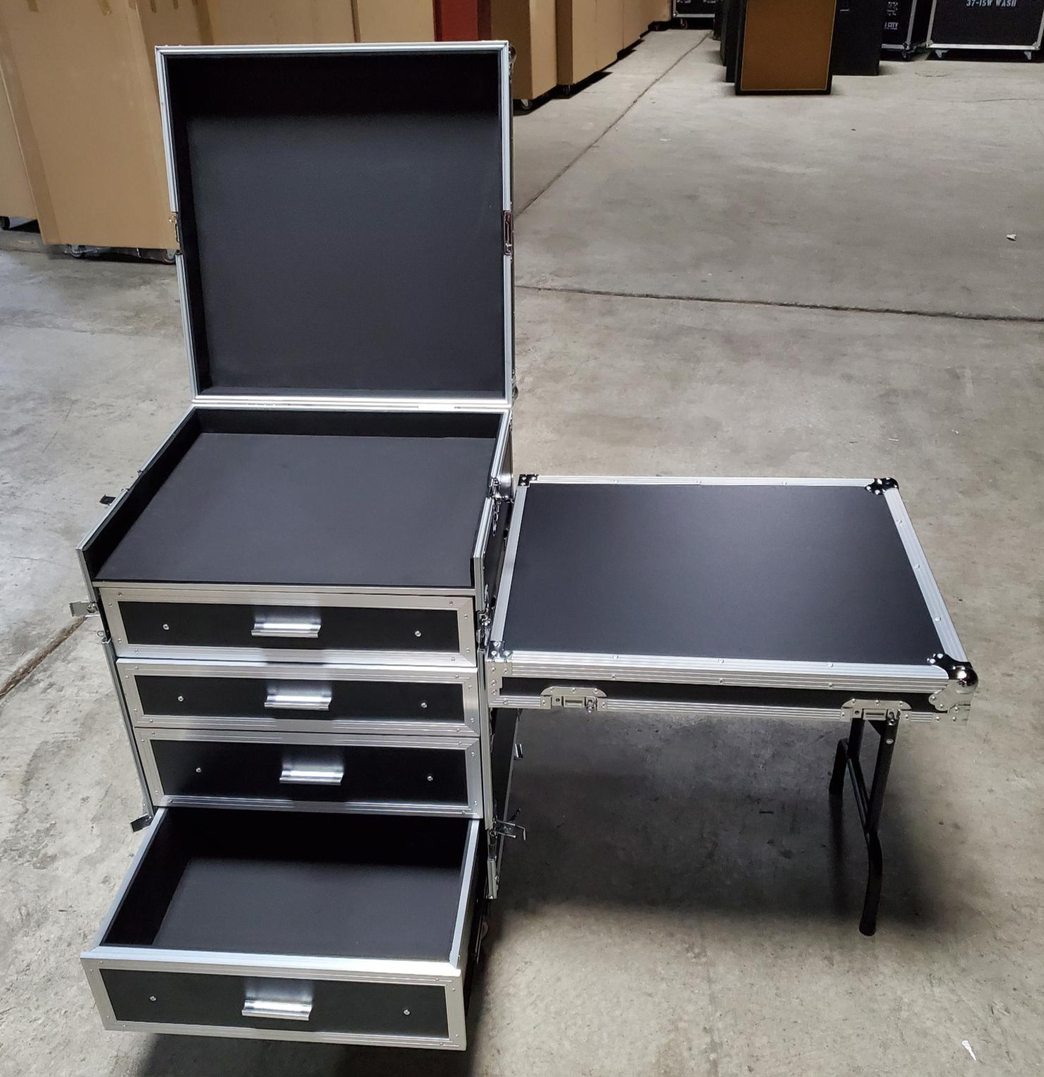 4 Drawer Work Box w/Table and Padded Flip Work Top